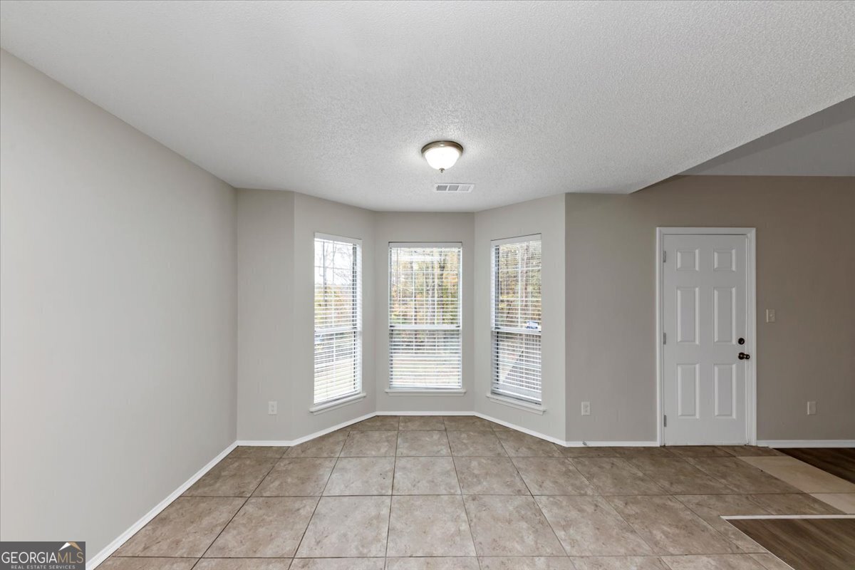 1299 Paddocks Way Property Photo 11
