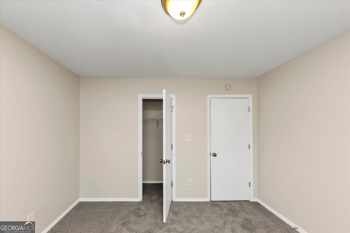 1299 Paddocks Way Property Photo 13
