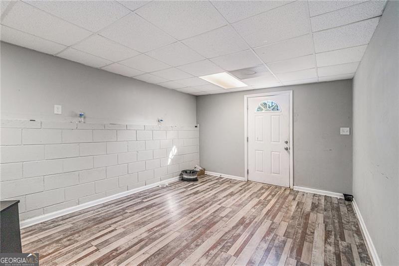 2326 Chestnut Log Property Photo 15