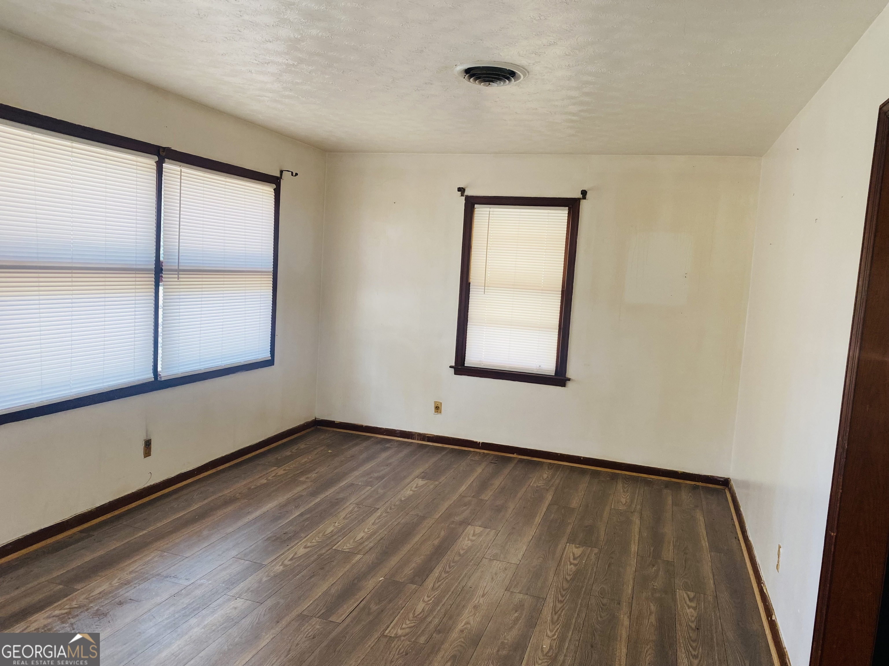 2313 Dorothy Avenue Property Photo 3