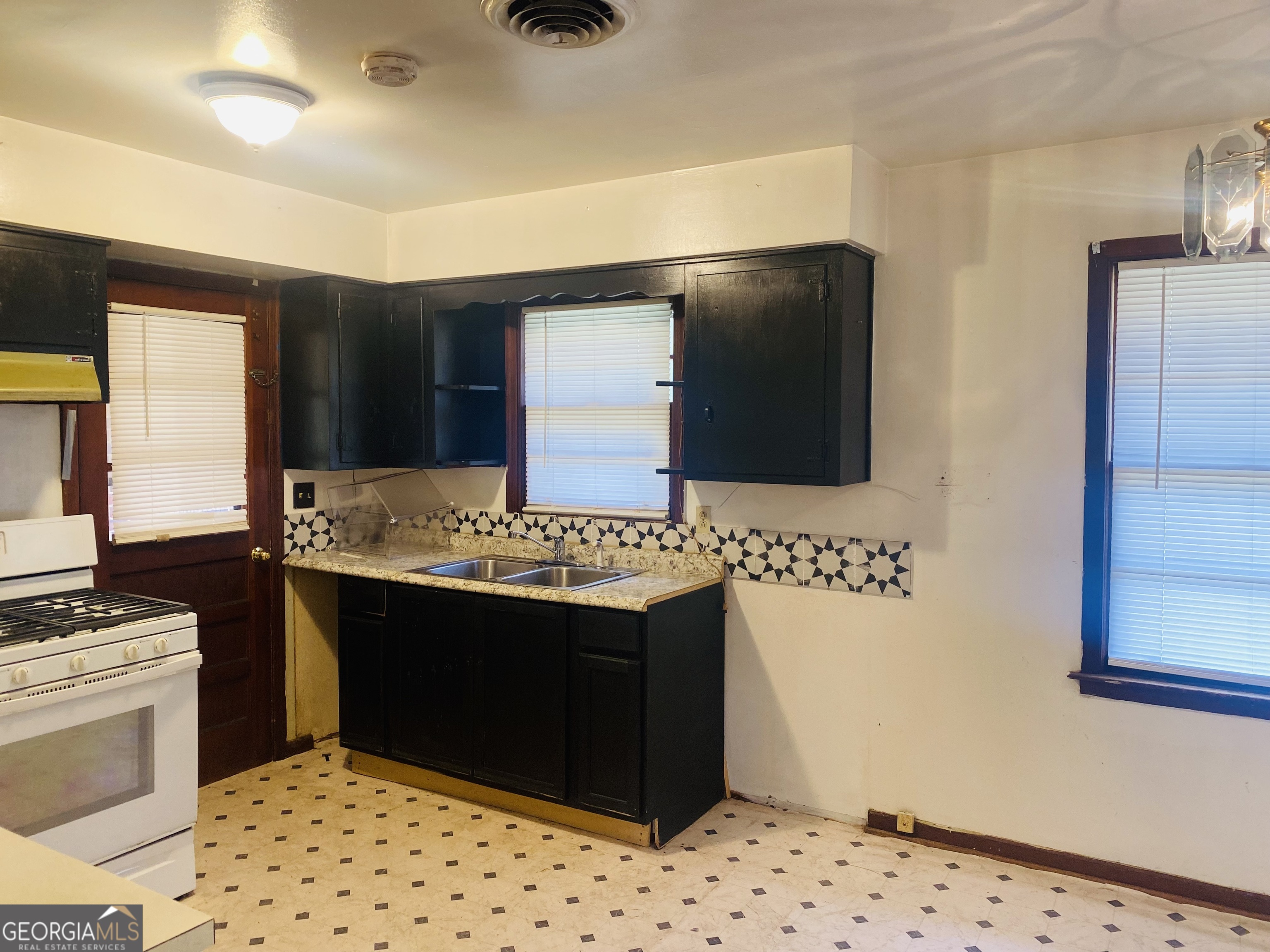 2313 Dorothy Avenue Property Photo 8