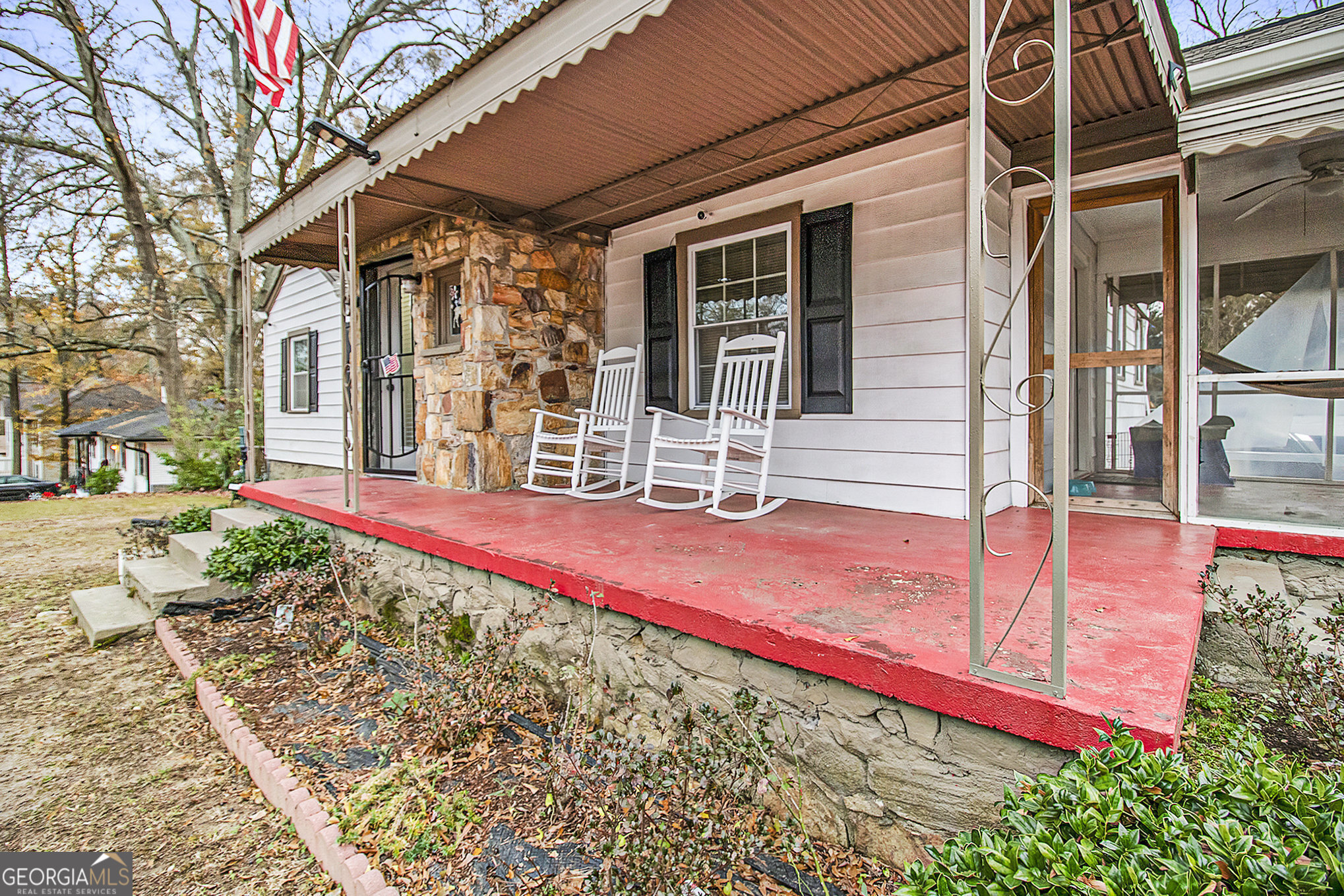 8451 Duncan Street Property Photo 4