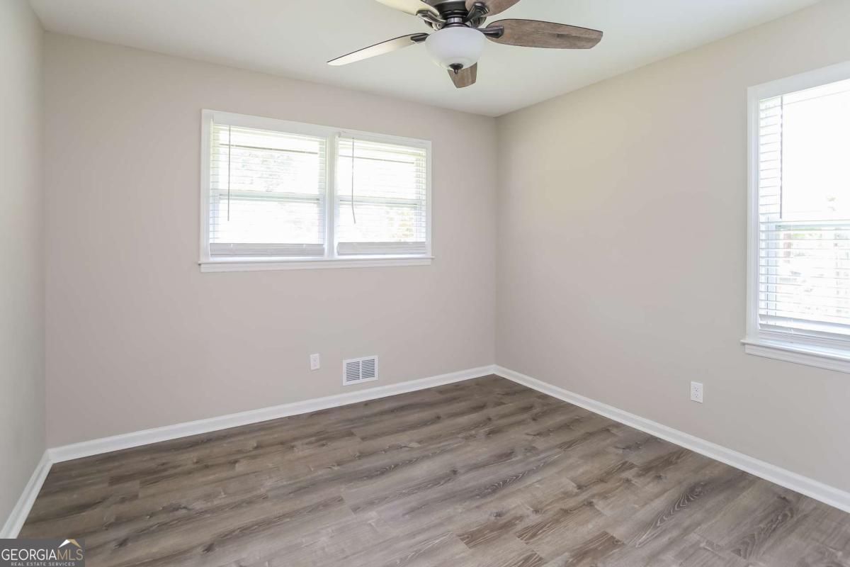 3283 Clearview Drive Sw Property Photo 12