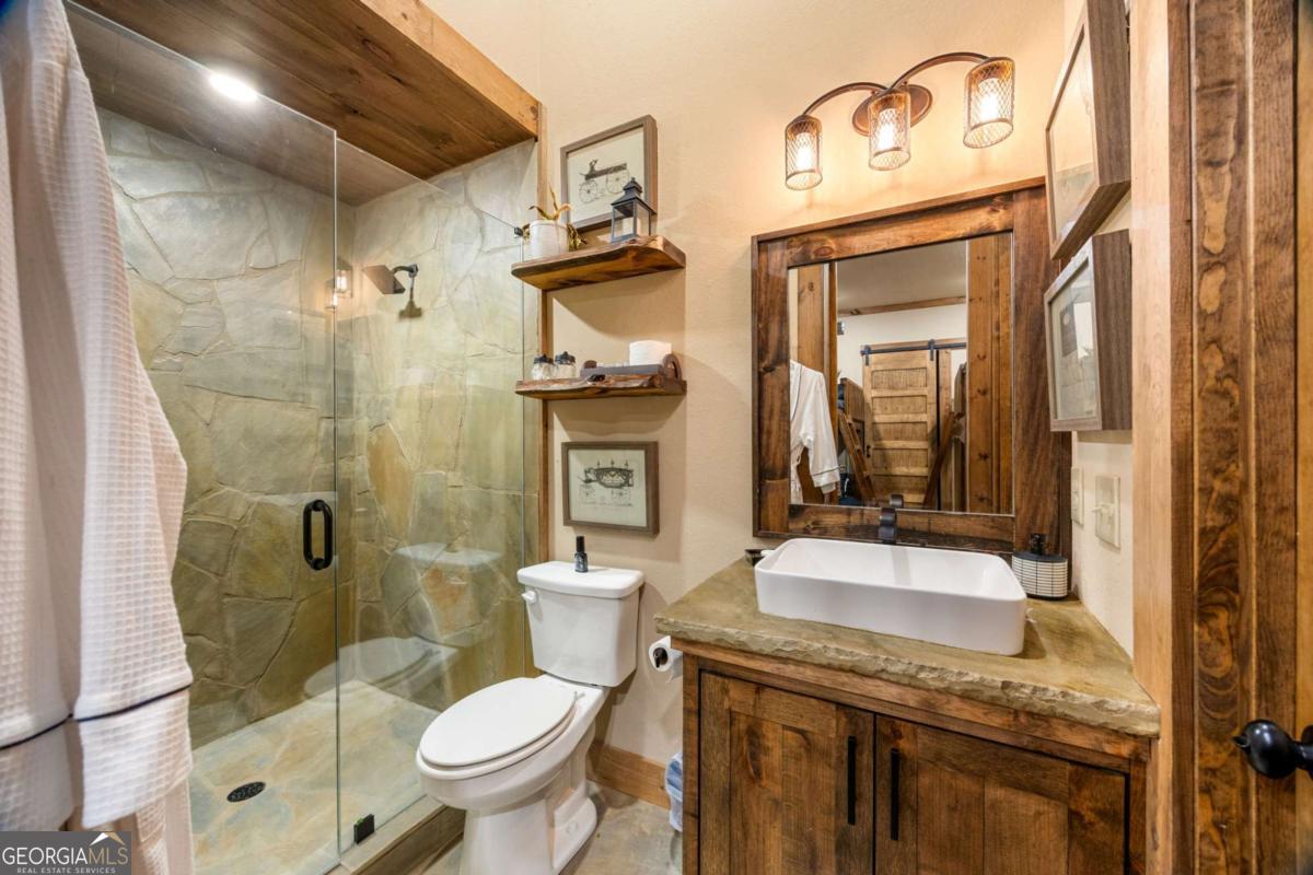 450 Miracle Lane Property Photo 41