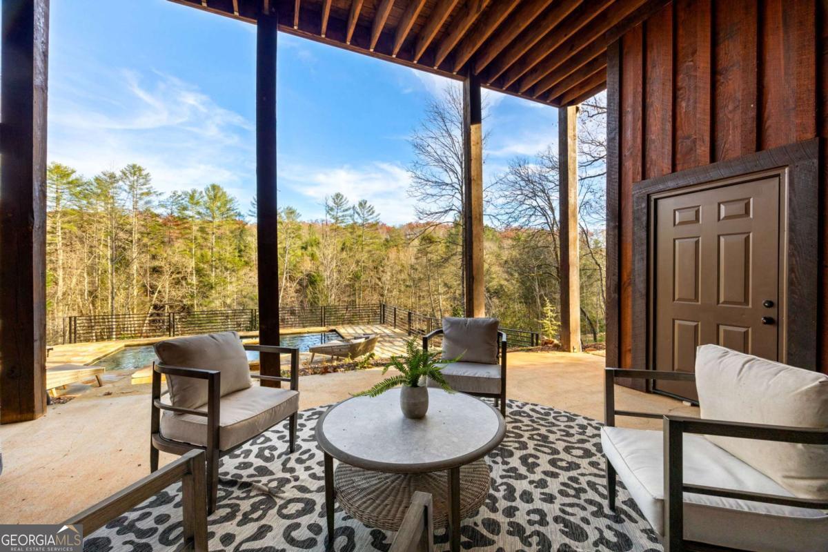 450 Miracle Lane Property Photo 56