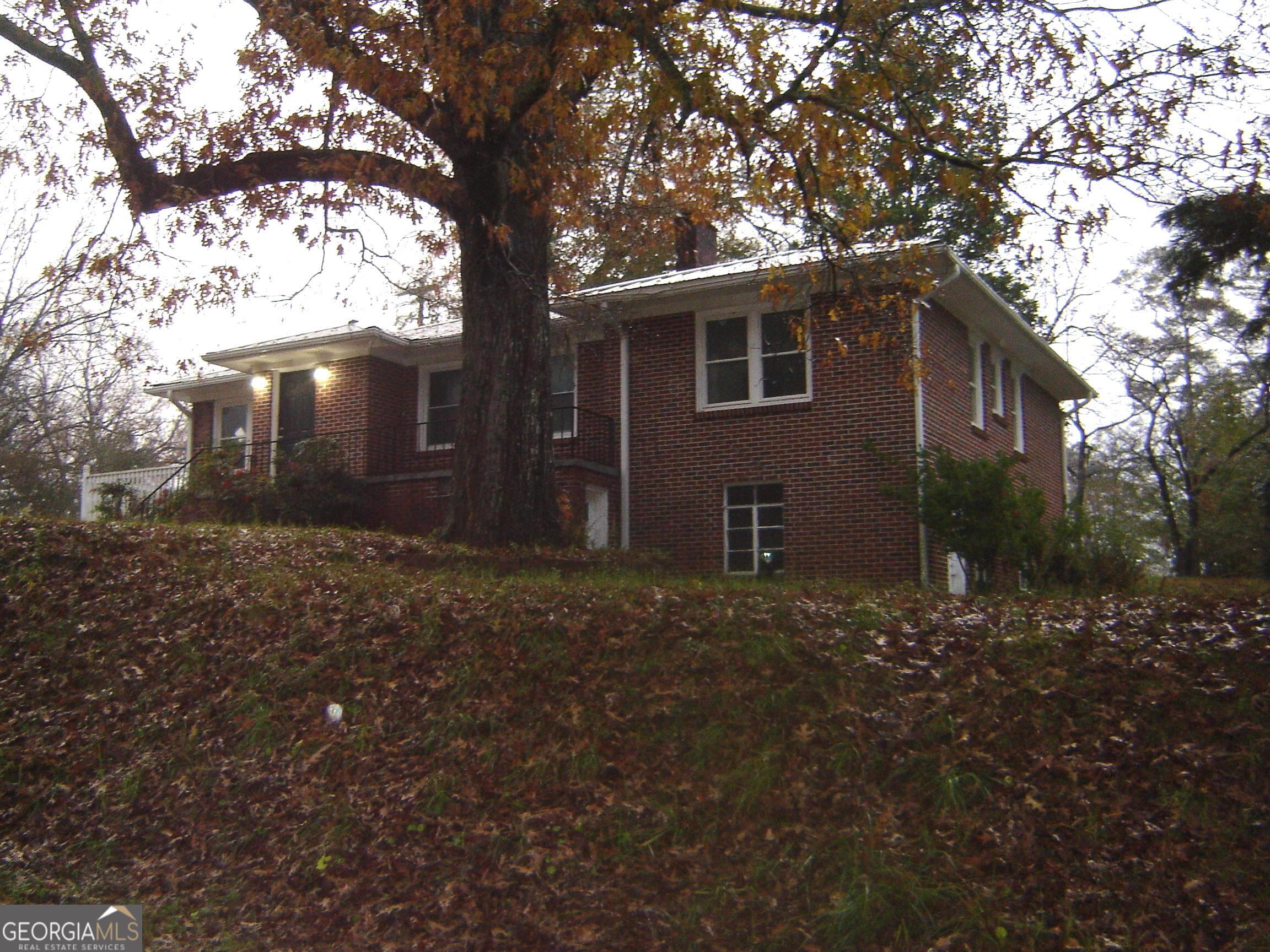 340 Cooledge Street Property Photo 4