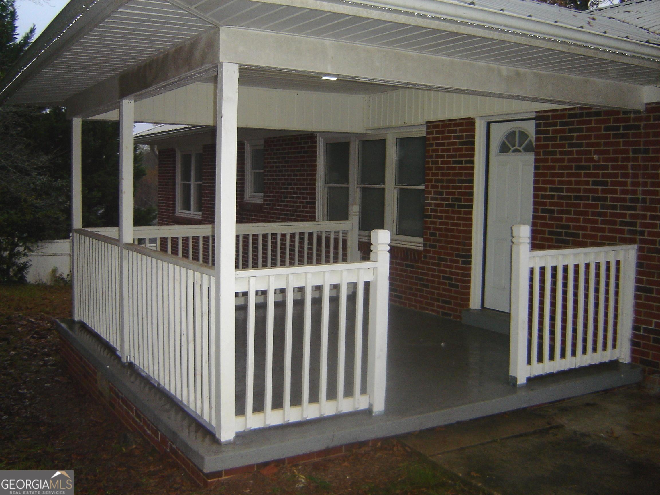 340 Cooledge Street Property Photo 8