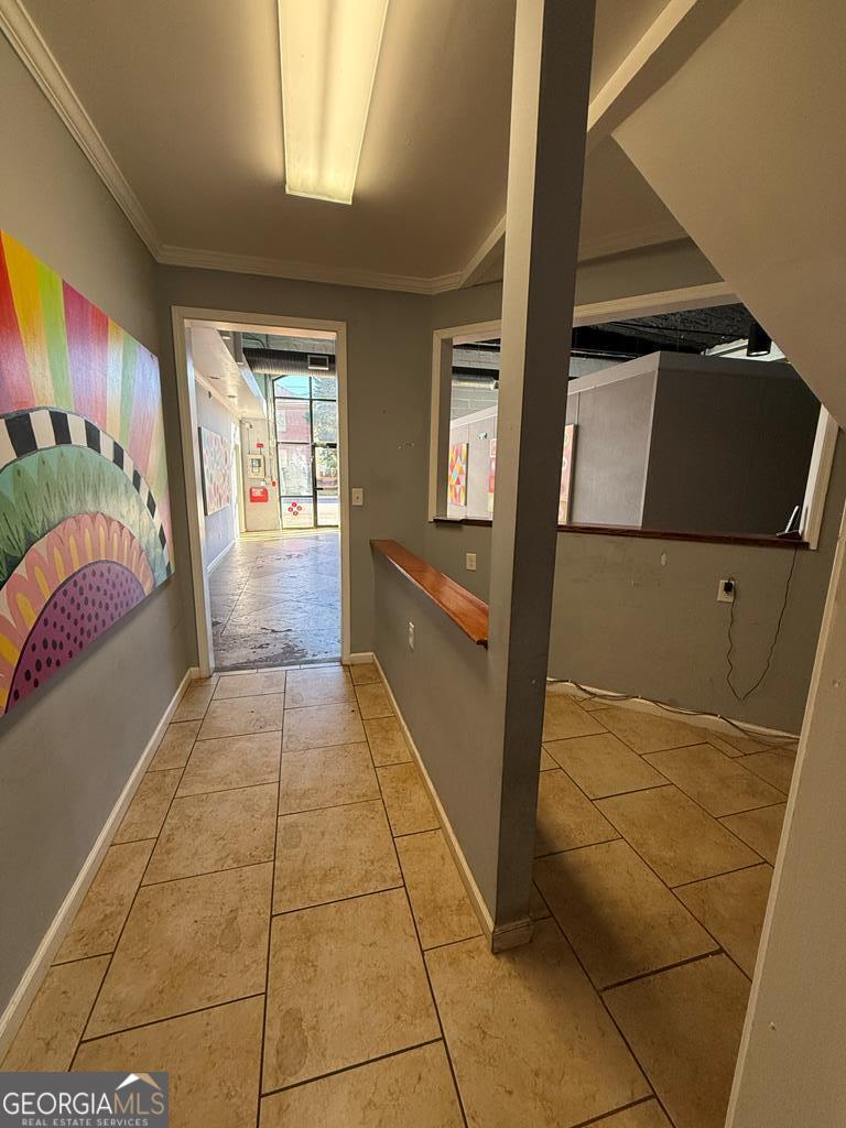 130 E 4th Avenue Property Photo 2