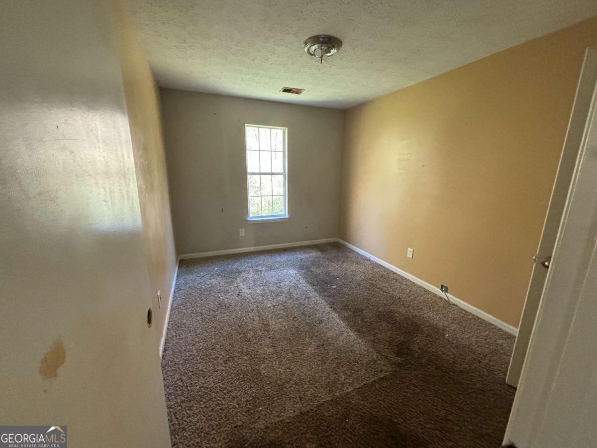 4262 Catalpa Park Property Photo 7