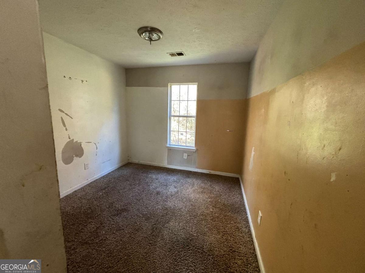 4262 Catalpa Park Property Photo 8