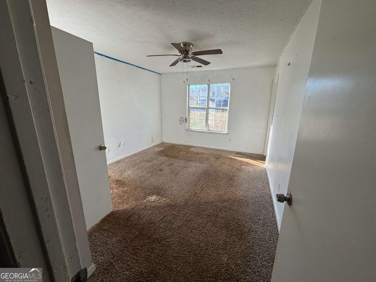4262 Catalpa Park Property Photo 9