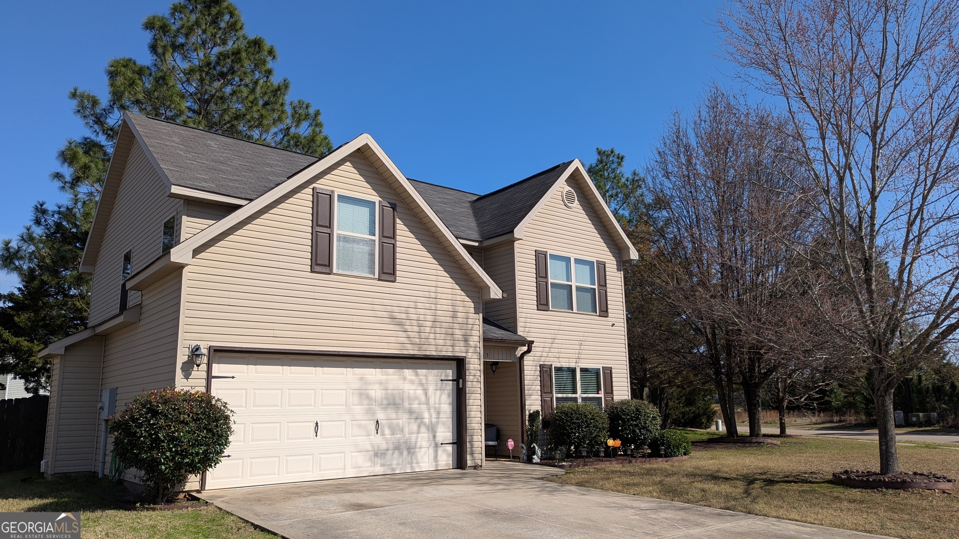 163 Sourwood Lane Property Photo 3