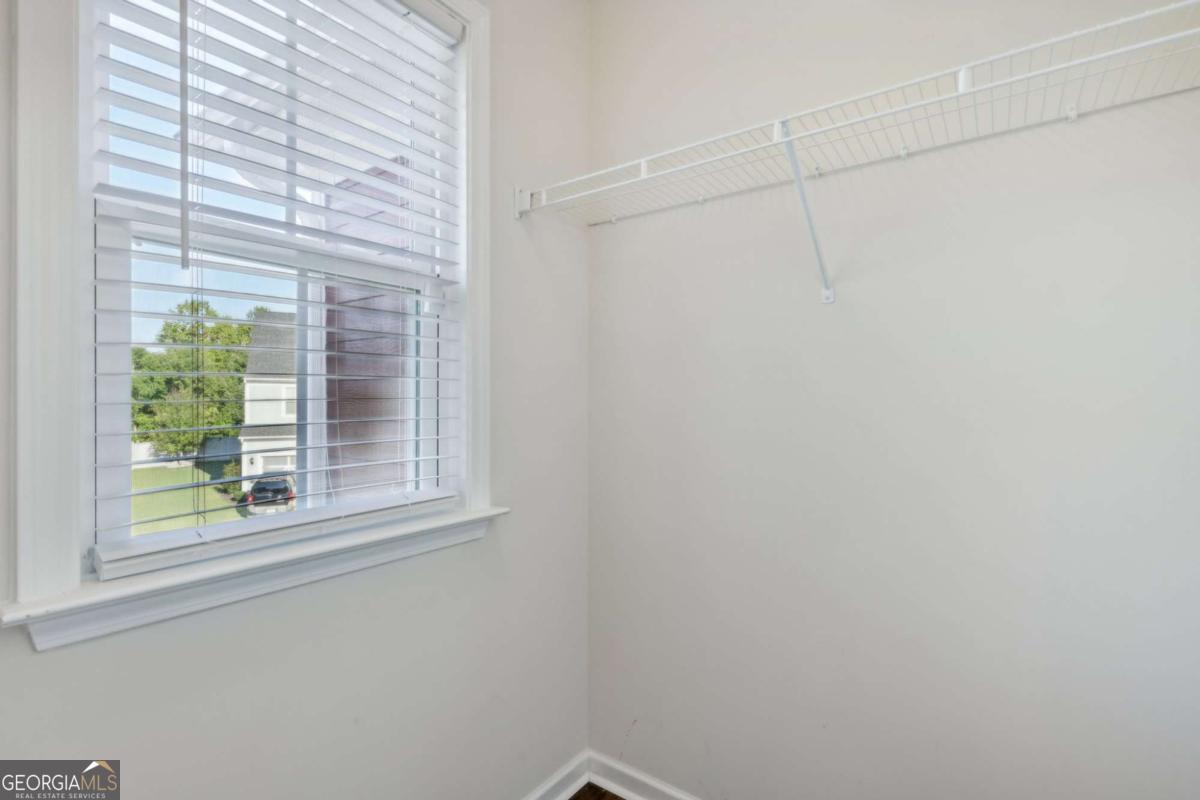 100 Academy Lane Property Photo 28