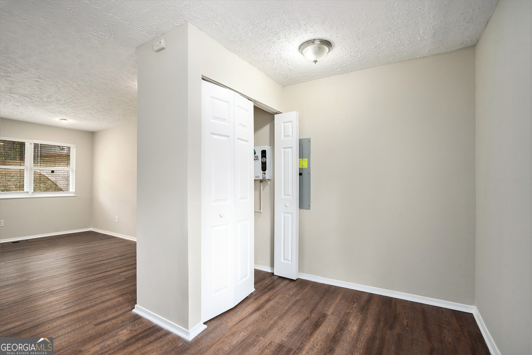 2625 Abner Place Property Photo 4