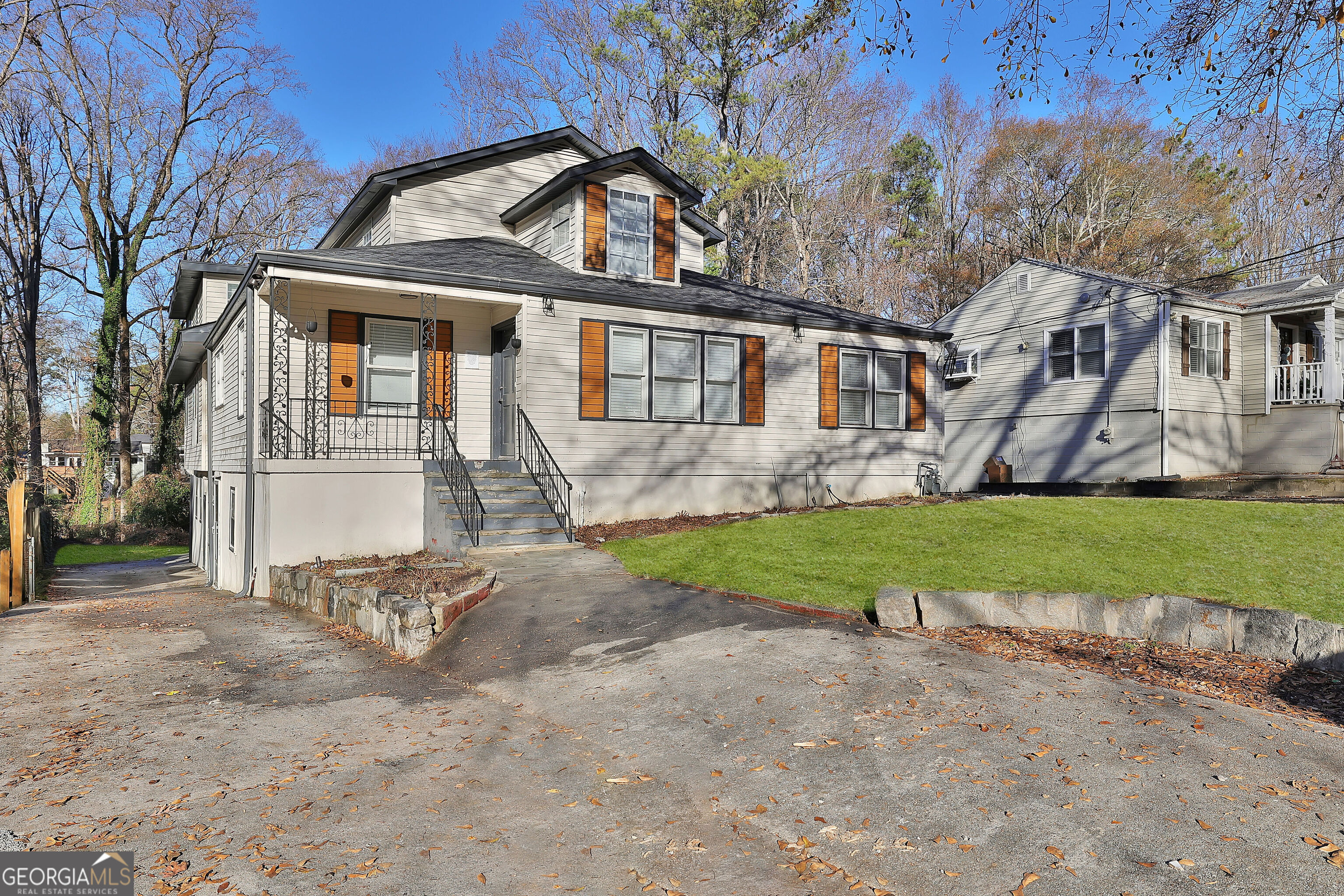 1100 Janes Lane Ne Property Photo 1