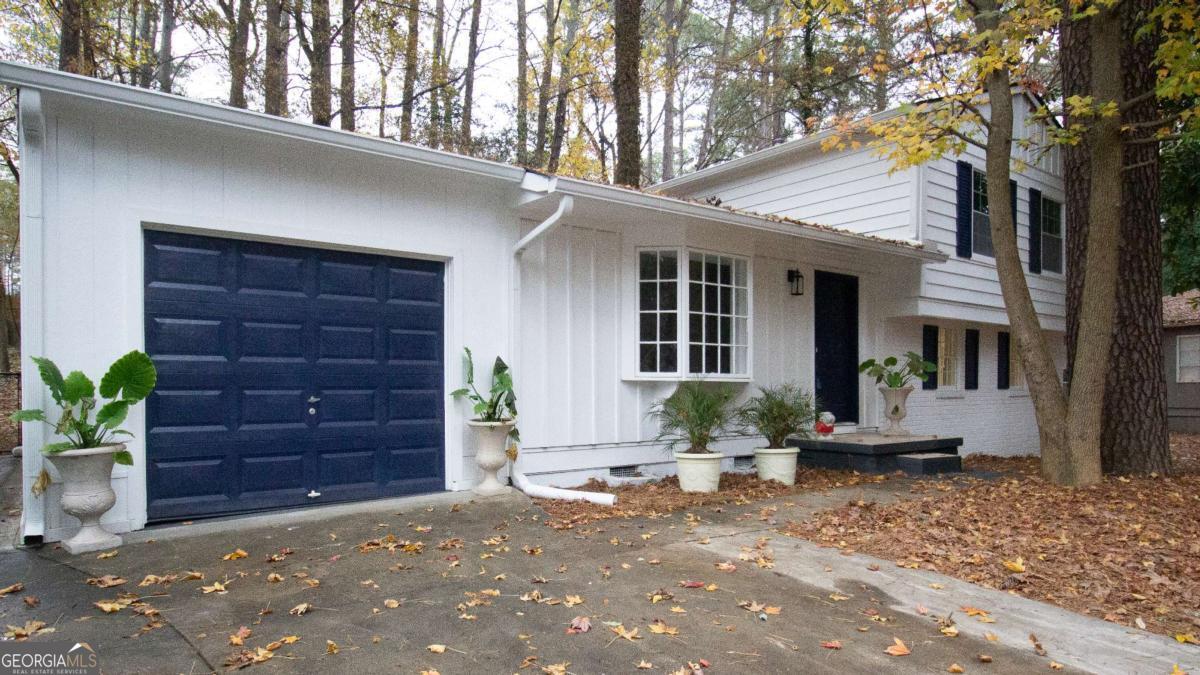 4001 Red Oak Drive