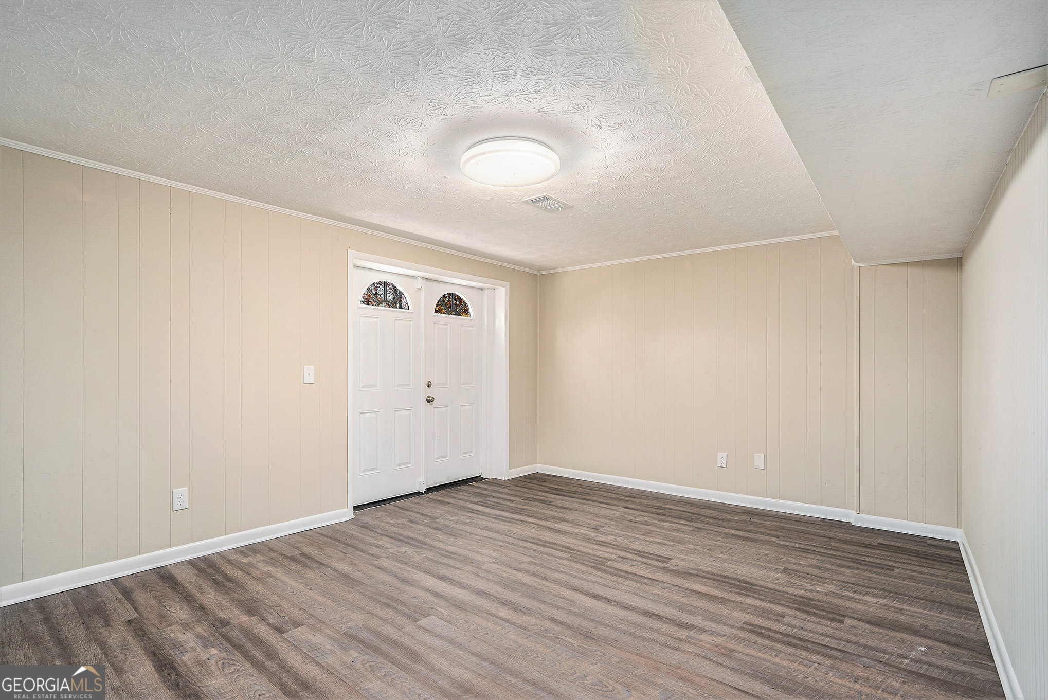 1767 Big Horn Court Property Photo 9