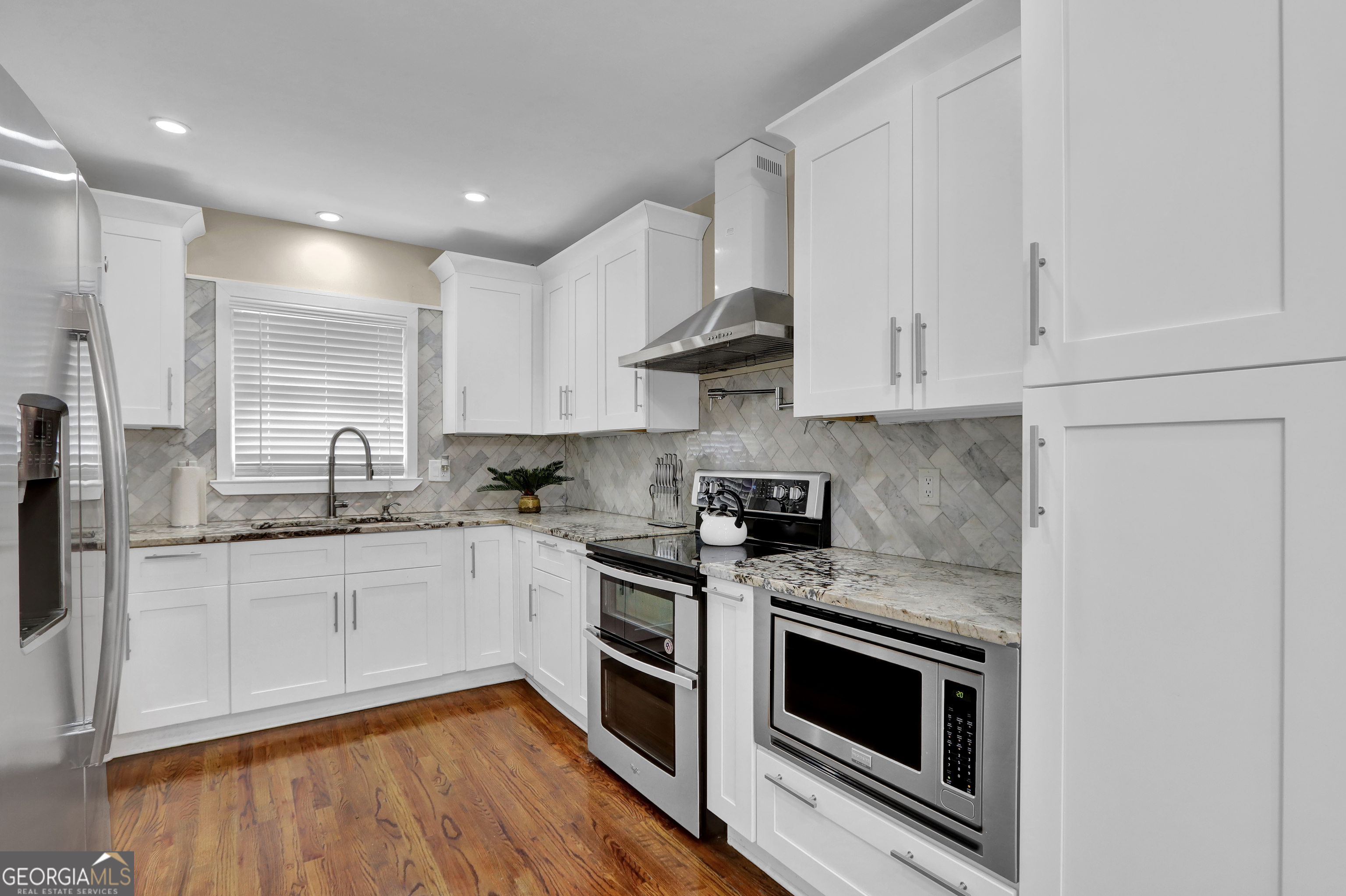 3352 Mathieson Drive Ne Property Photo 18