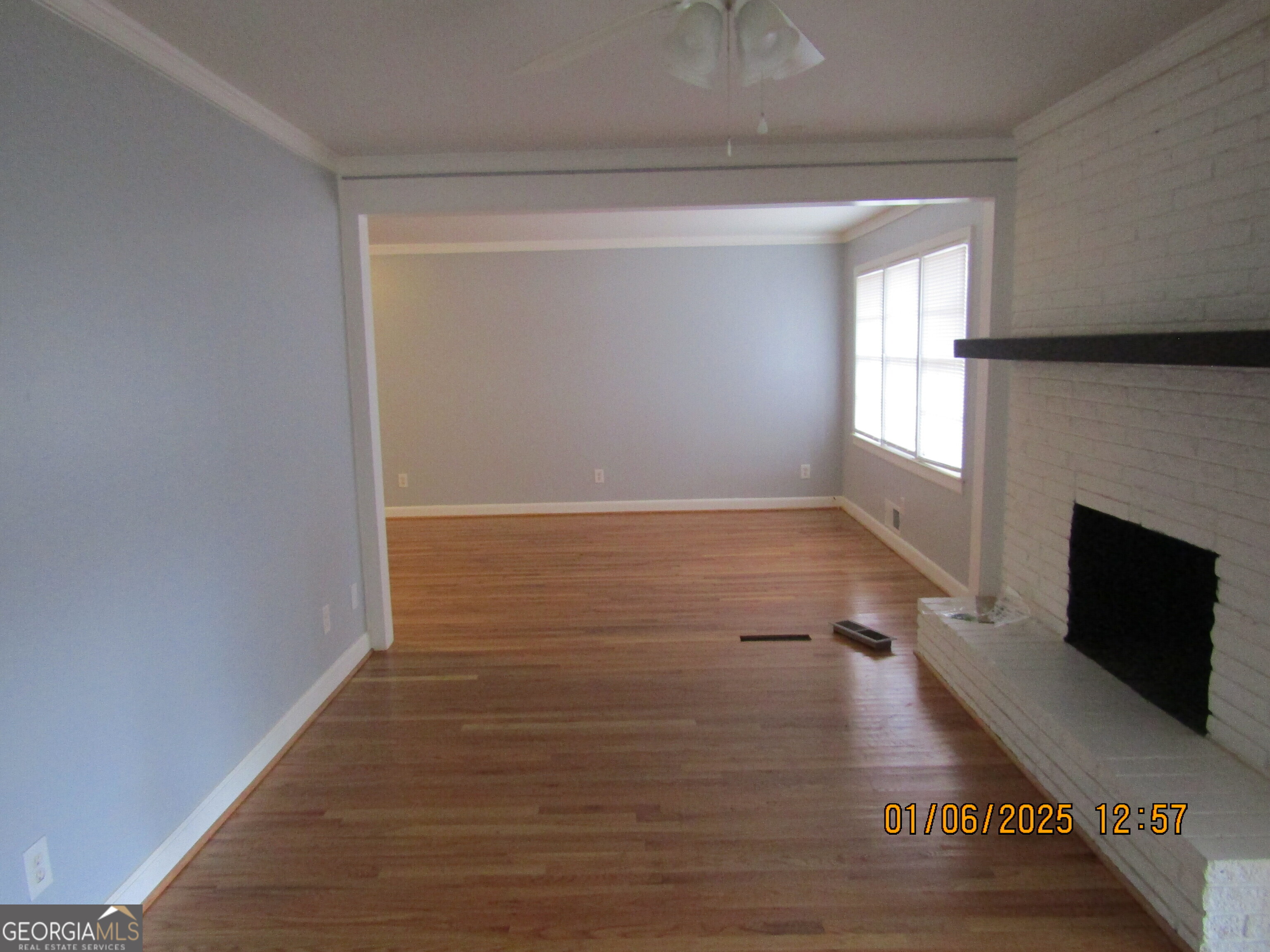 423 Center Circle Sw Property Photo 5
