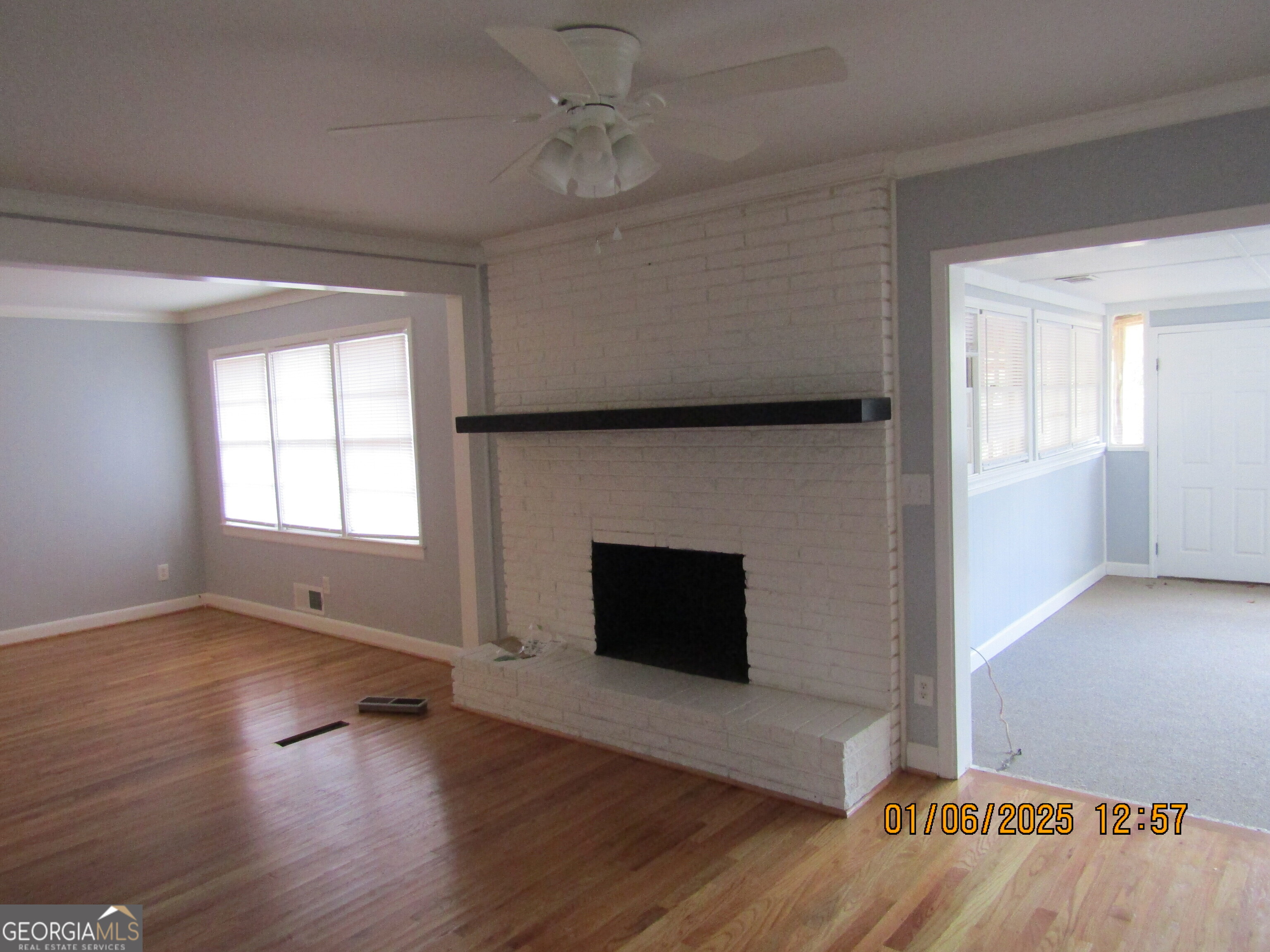 423 Center Circle Sw Property Photo 6