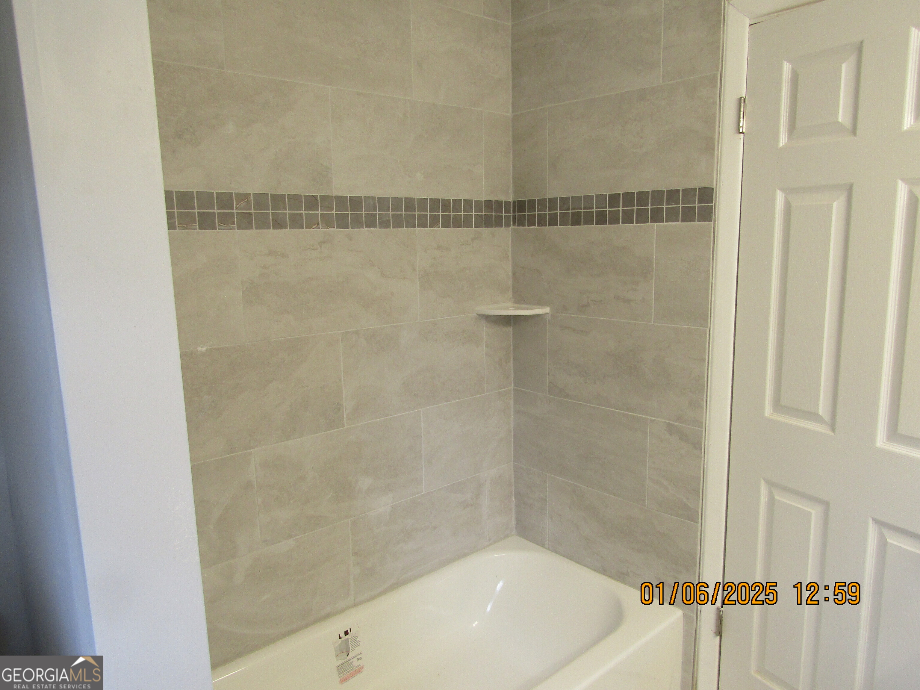 423 Center Circle Sw Property Photo 12