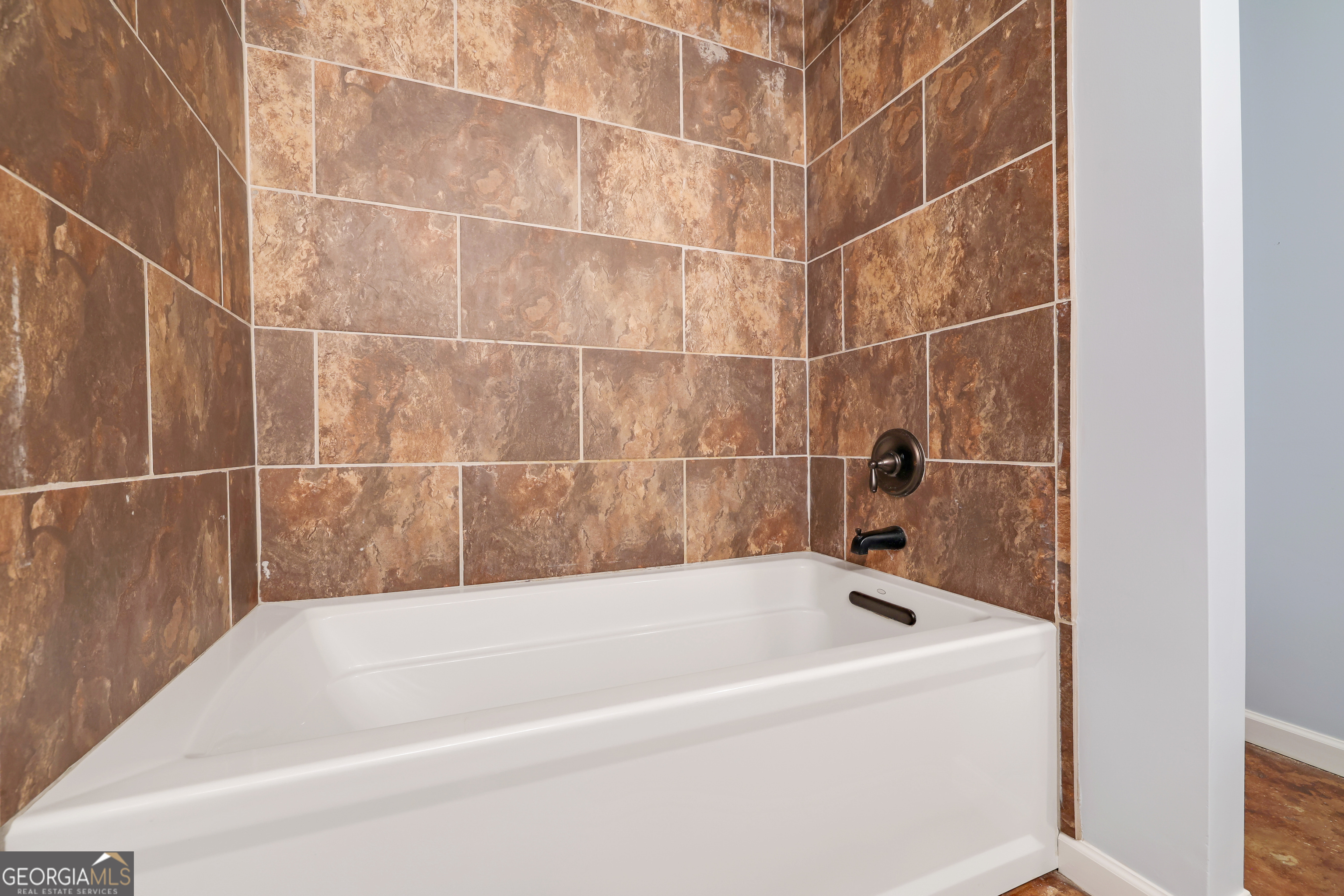 121 Grace Trace Property Photo 7