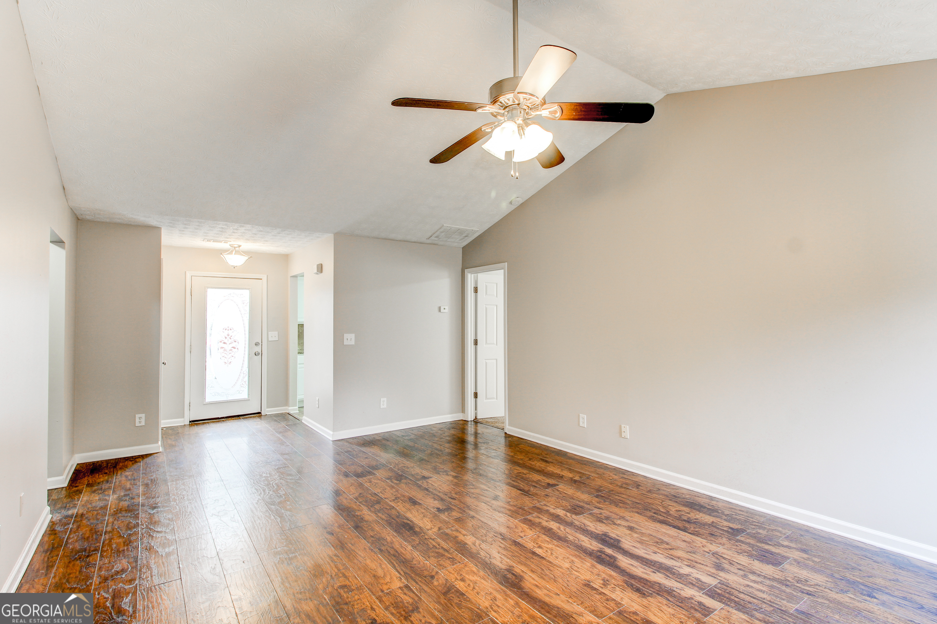 1624 Graystone Drive Property Photo 7