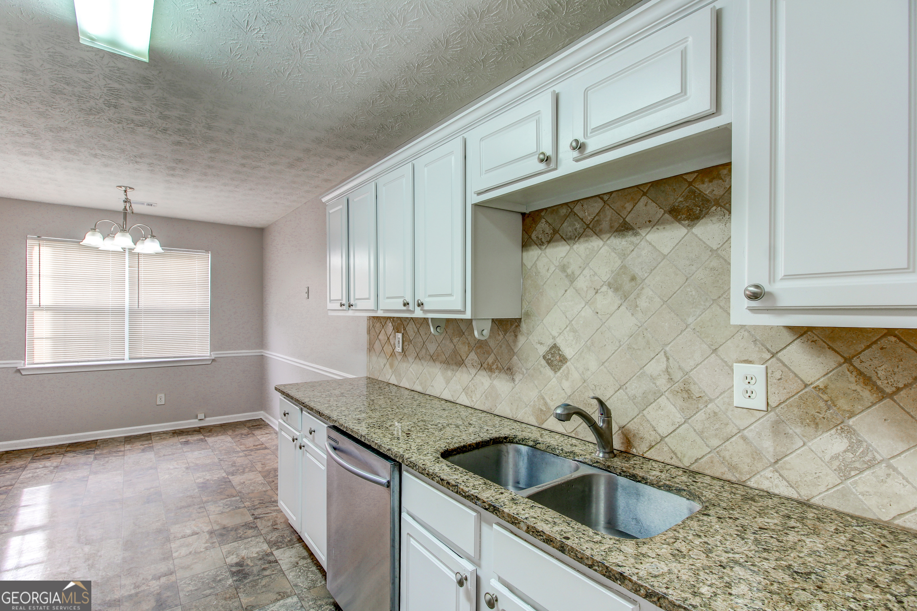 1624 Graystone Drive Property Photo 9