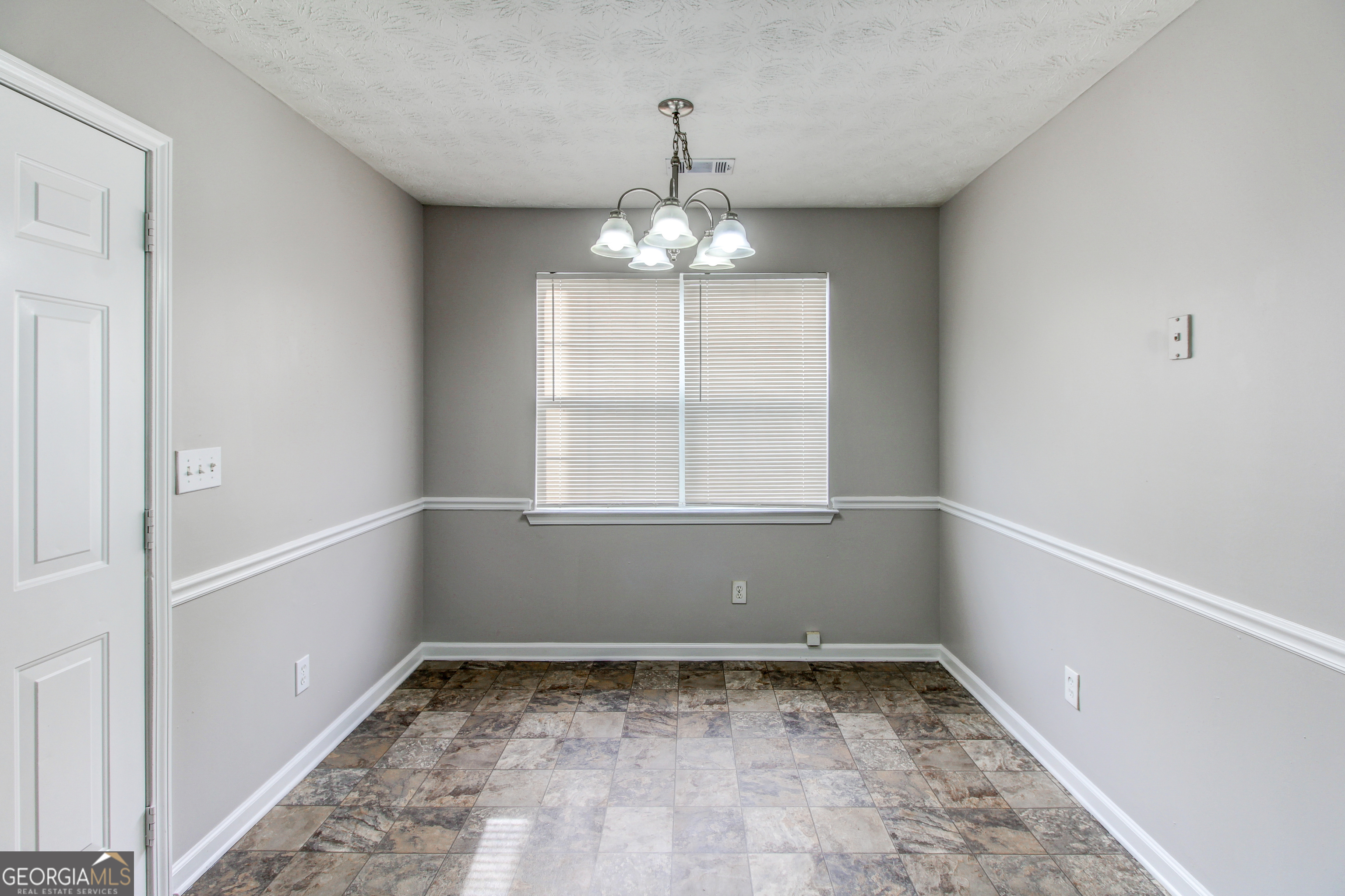 1624 Graystone Drive Property Photo 11