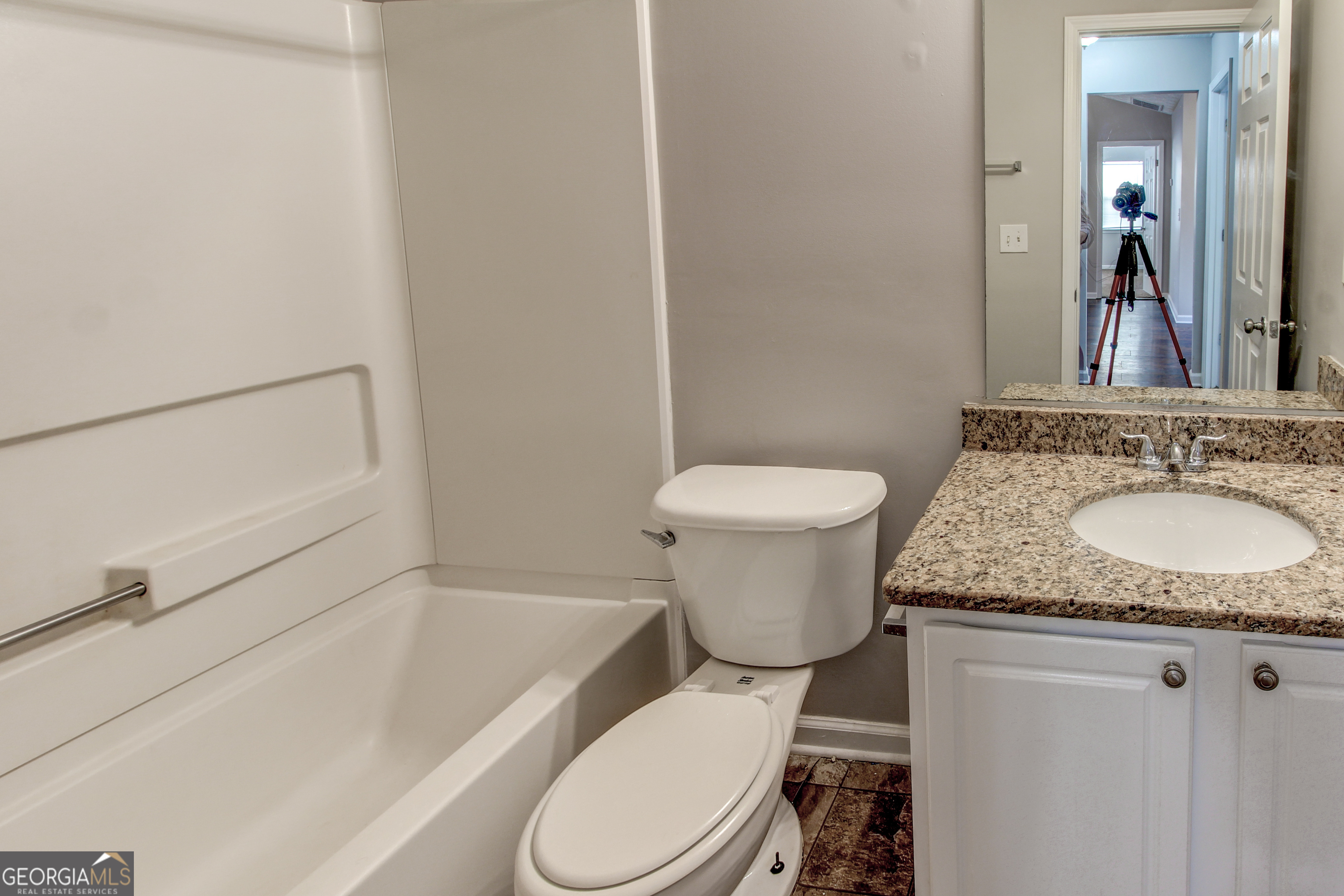 1624 Graystone Drive Property Photo 20