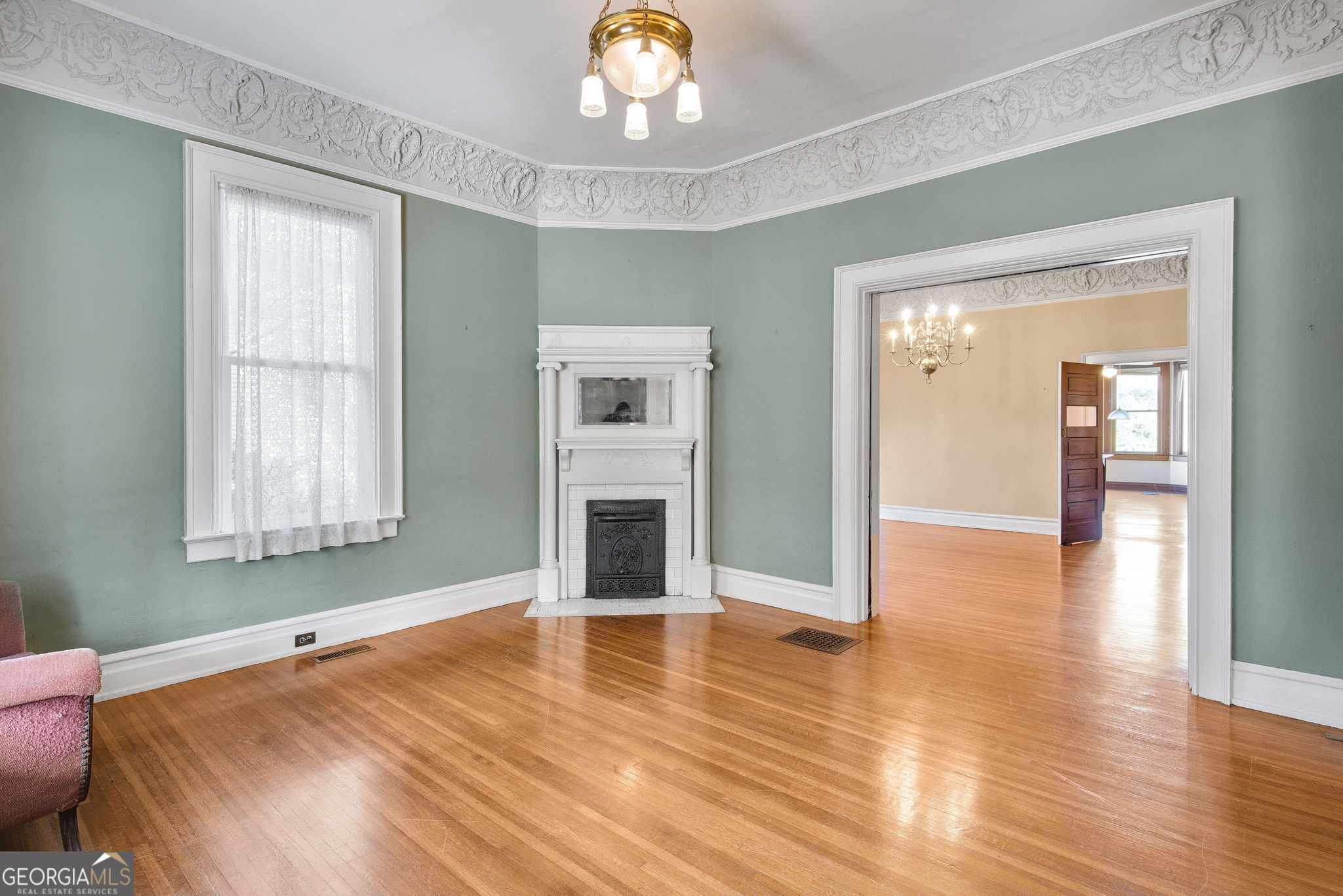 82 East Broad Street Property Photo 8