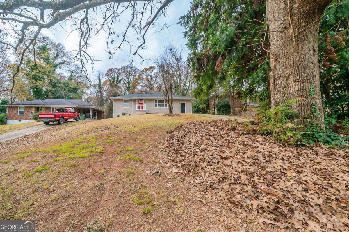 2131 Meador Avenue Se Property Photo 1