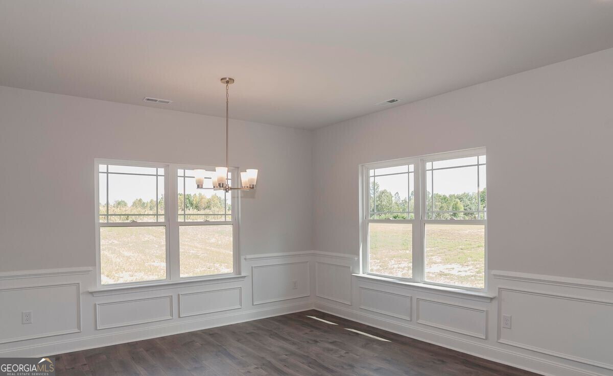 552 Eagle Heights Drive Property Photo 12