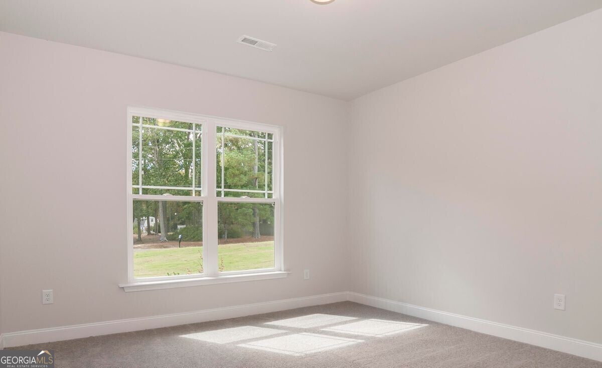 552 Eagle Heights Drive Property Photo 14