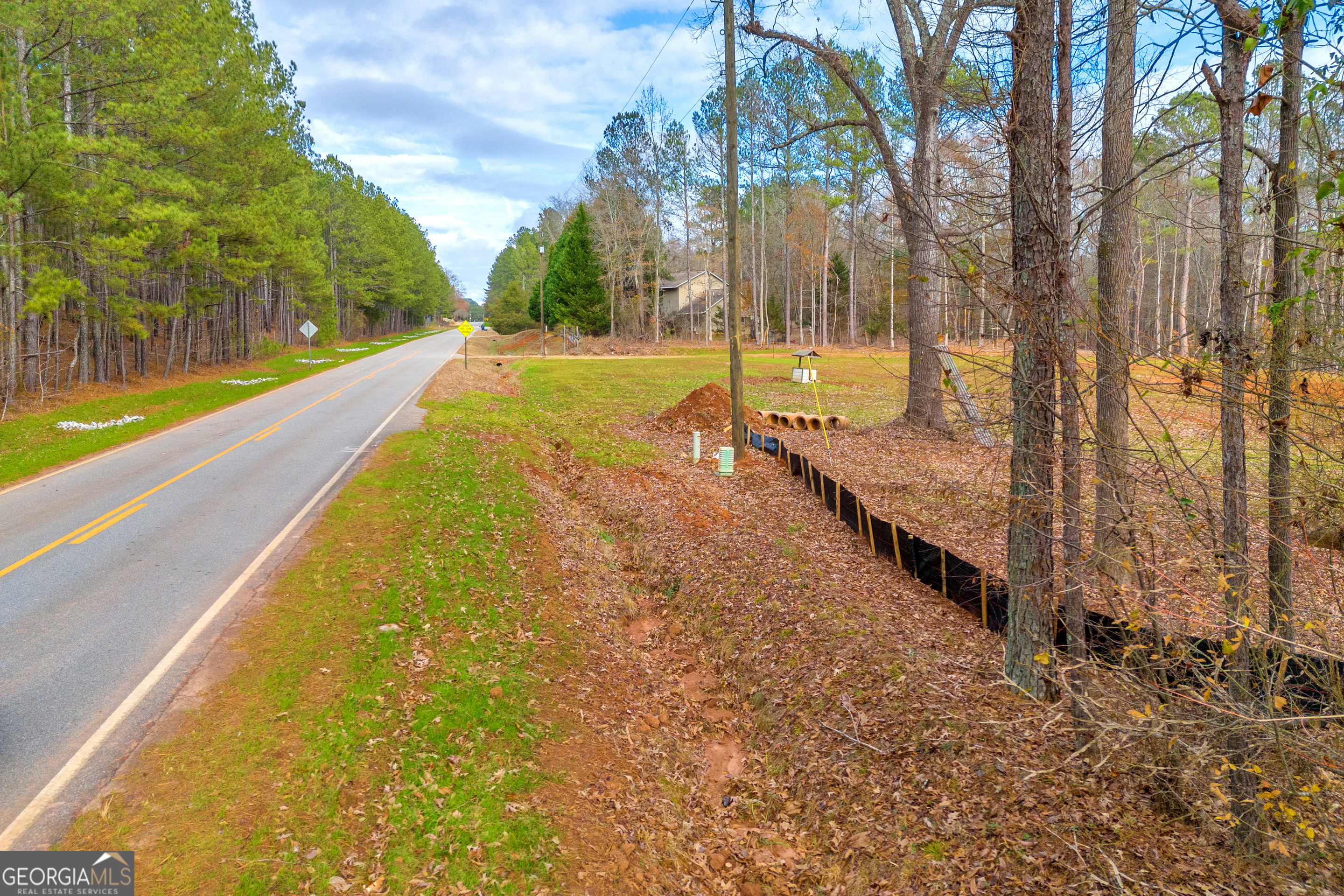 2401 Moores Ford Road Property Photo 19