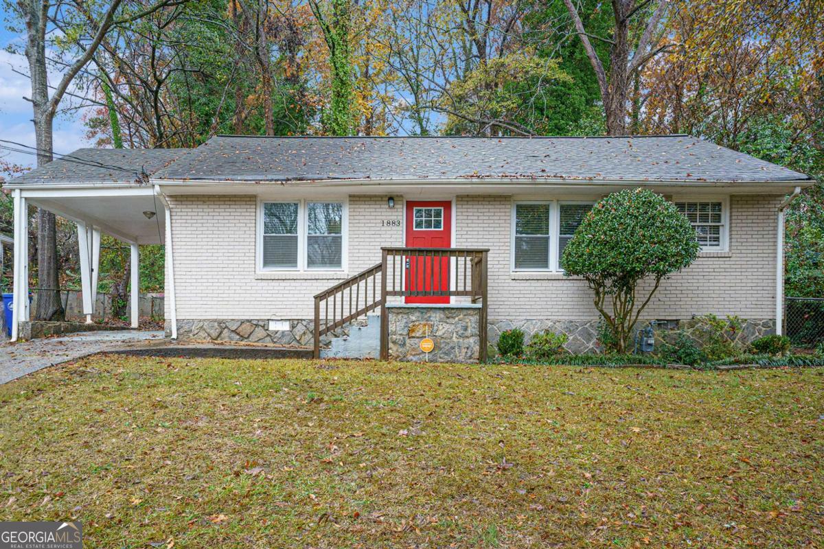 1883 Meadow Lane Property Photo 2