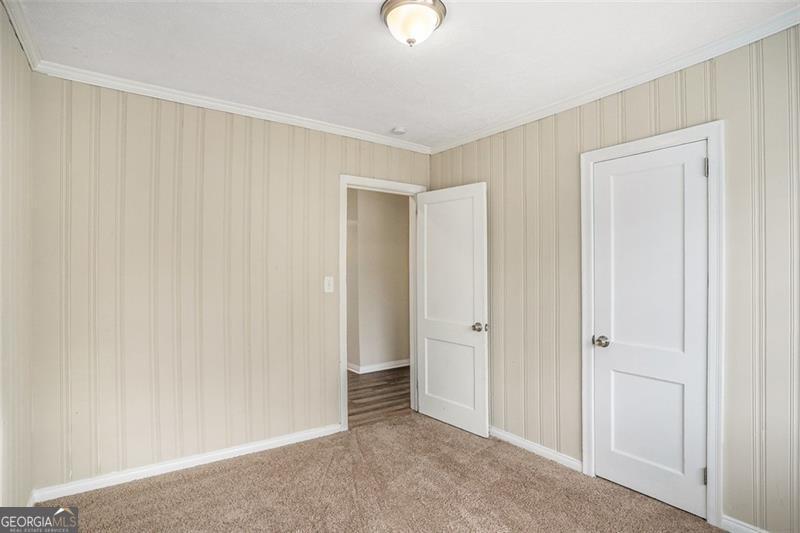1742 Lynn Lane Property Photo 11