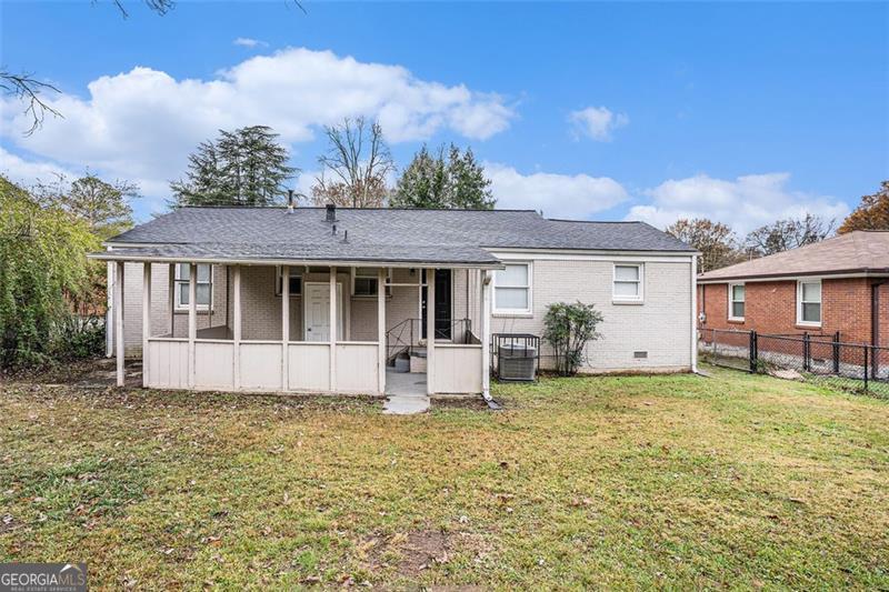 1742 Lynn Lane Property Photo 17