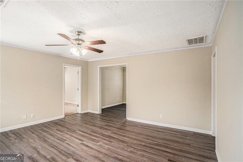 1742 Lynn Lane Property Photo 27