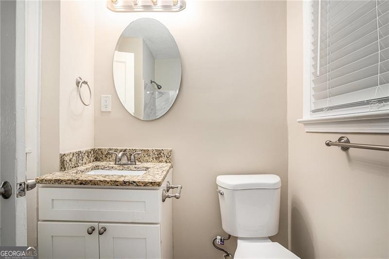 1742 Lynn Lane Property Photo 41