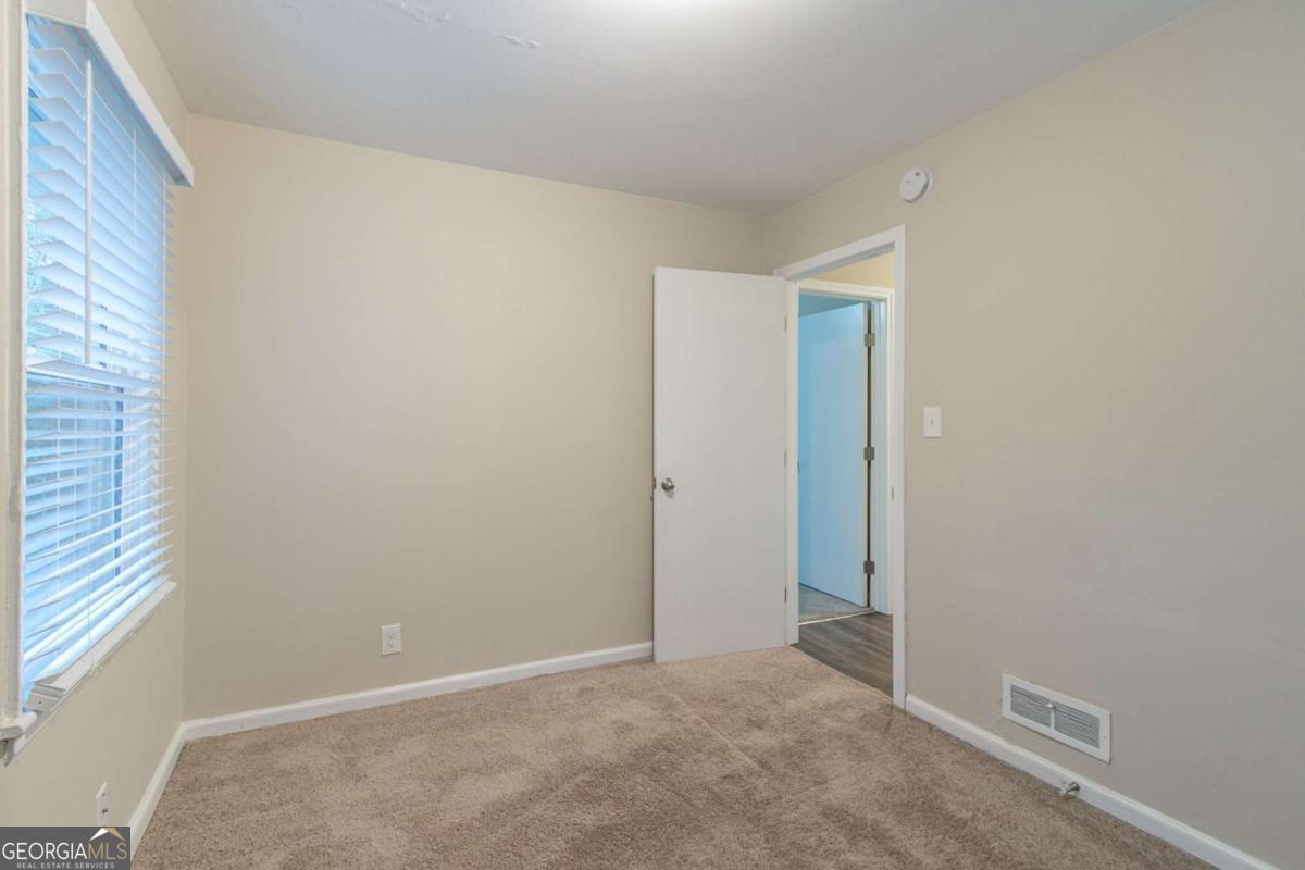 2479 Brentwood Road Property Photo 13