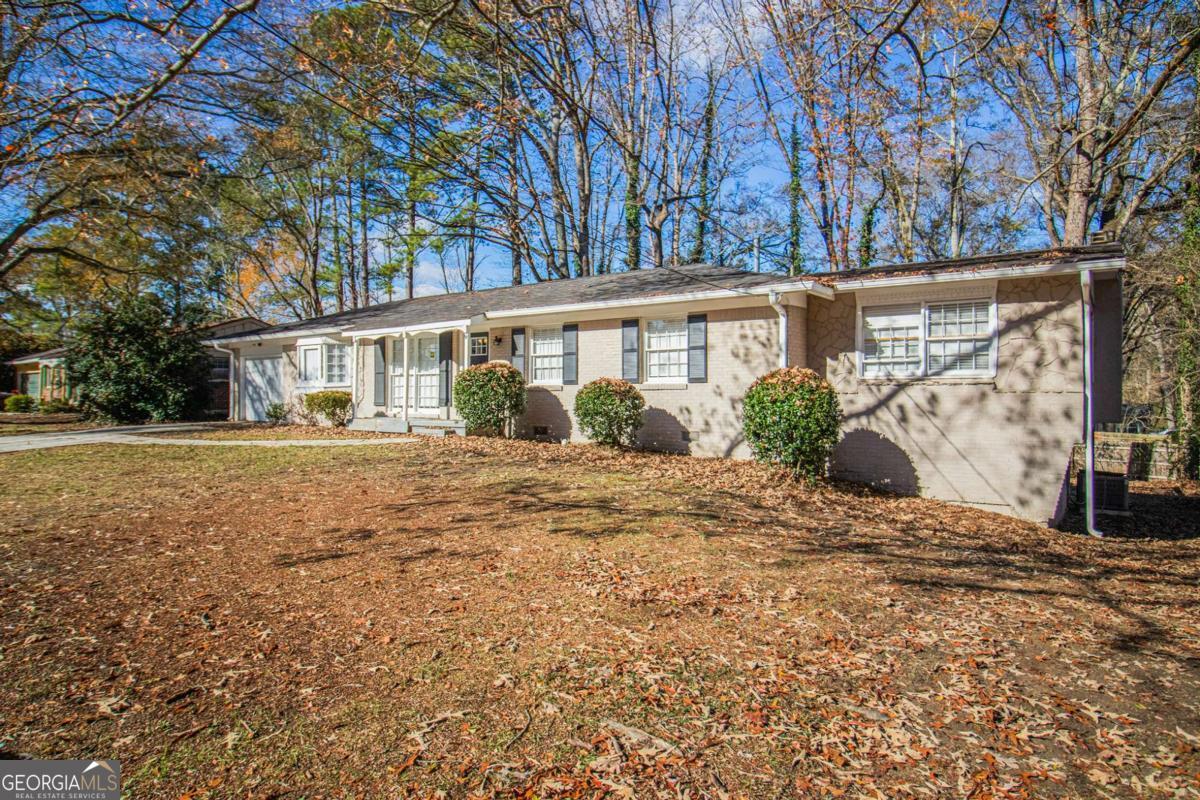 2496 Montezuma Circle Property Photo 2