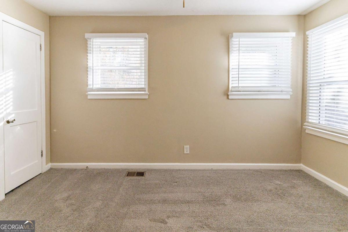 1807 Oakmont Drive Nw Property Photo 11