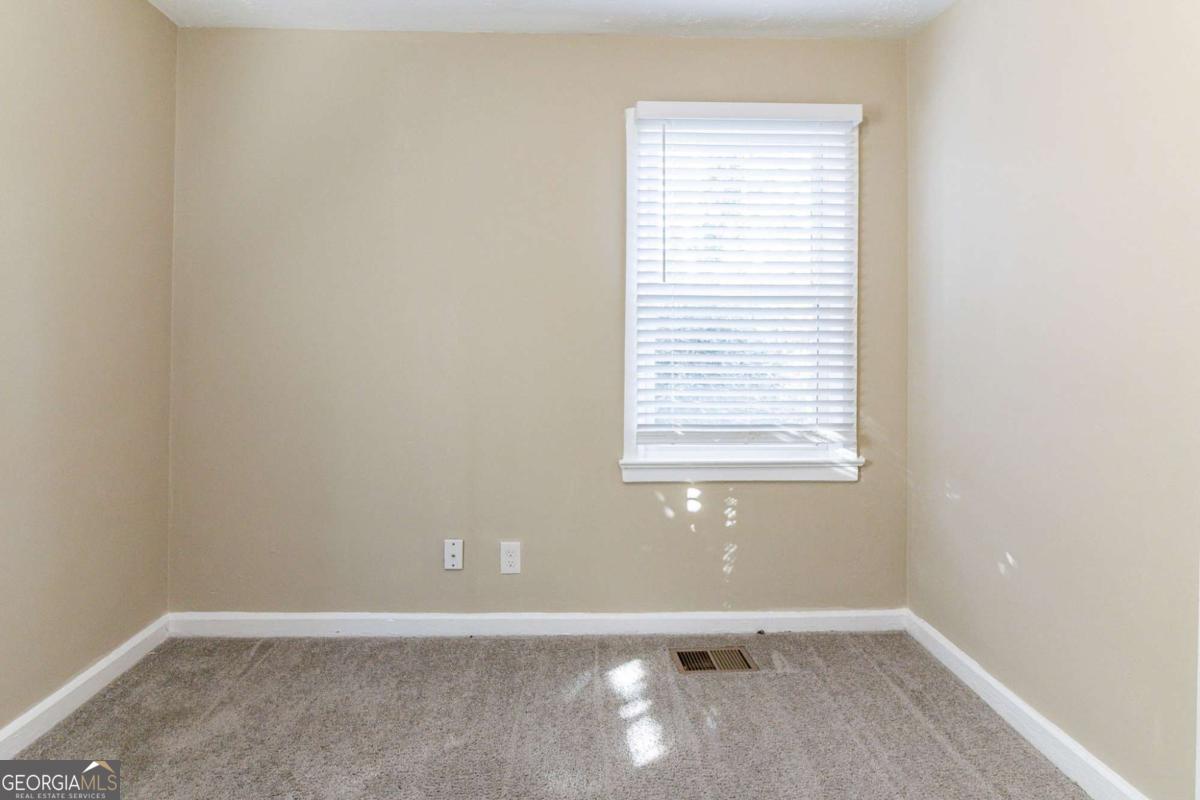 1807 Oakmont Drive Nw Property Photo 14