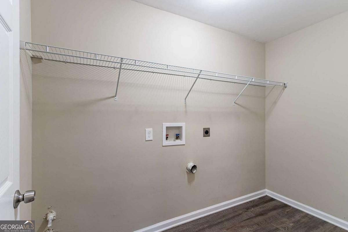 2755 Sherlock Drive Property Photo 20