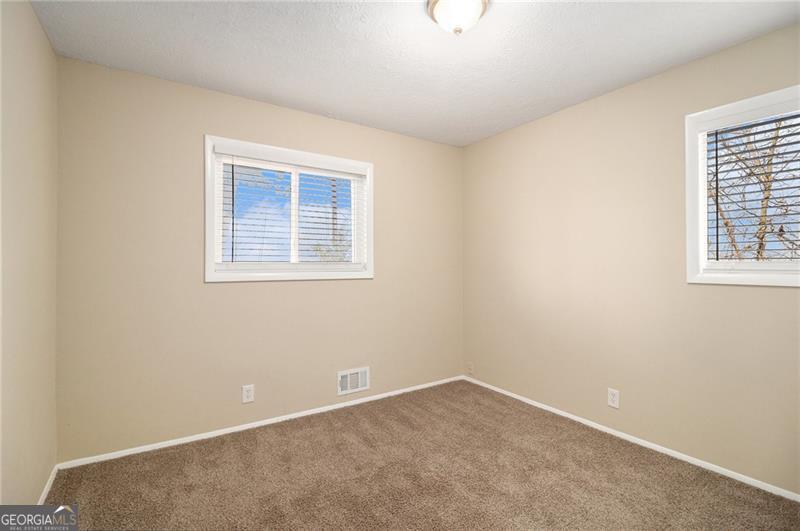 6979 Bruce Circle Property Photo 9