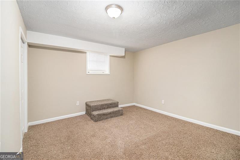 6979 Bruce Circle Property Photo 12