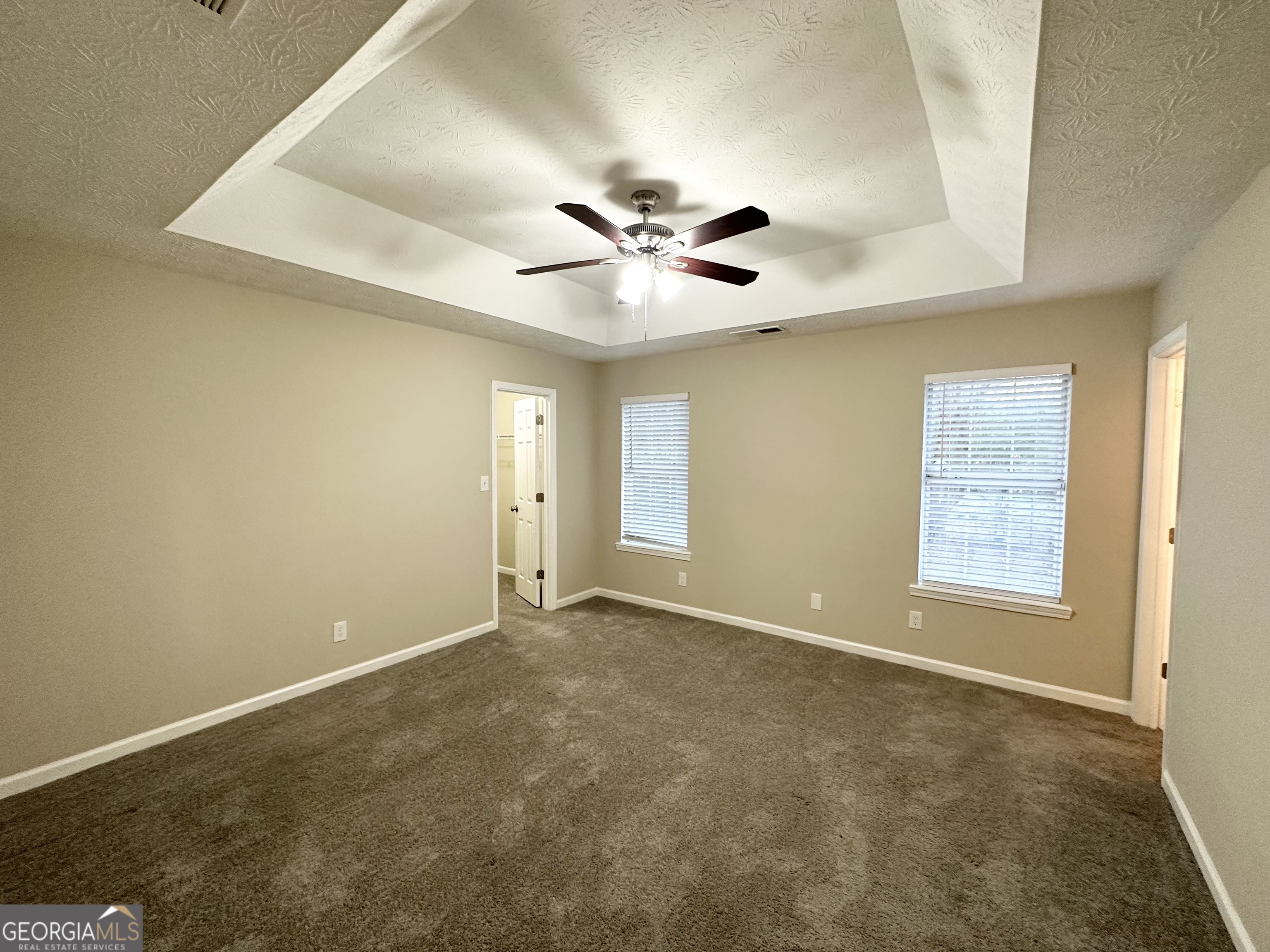 1641 Ne Riverchase Lane Property Photo 11