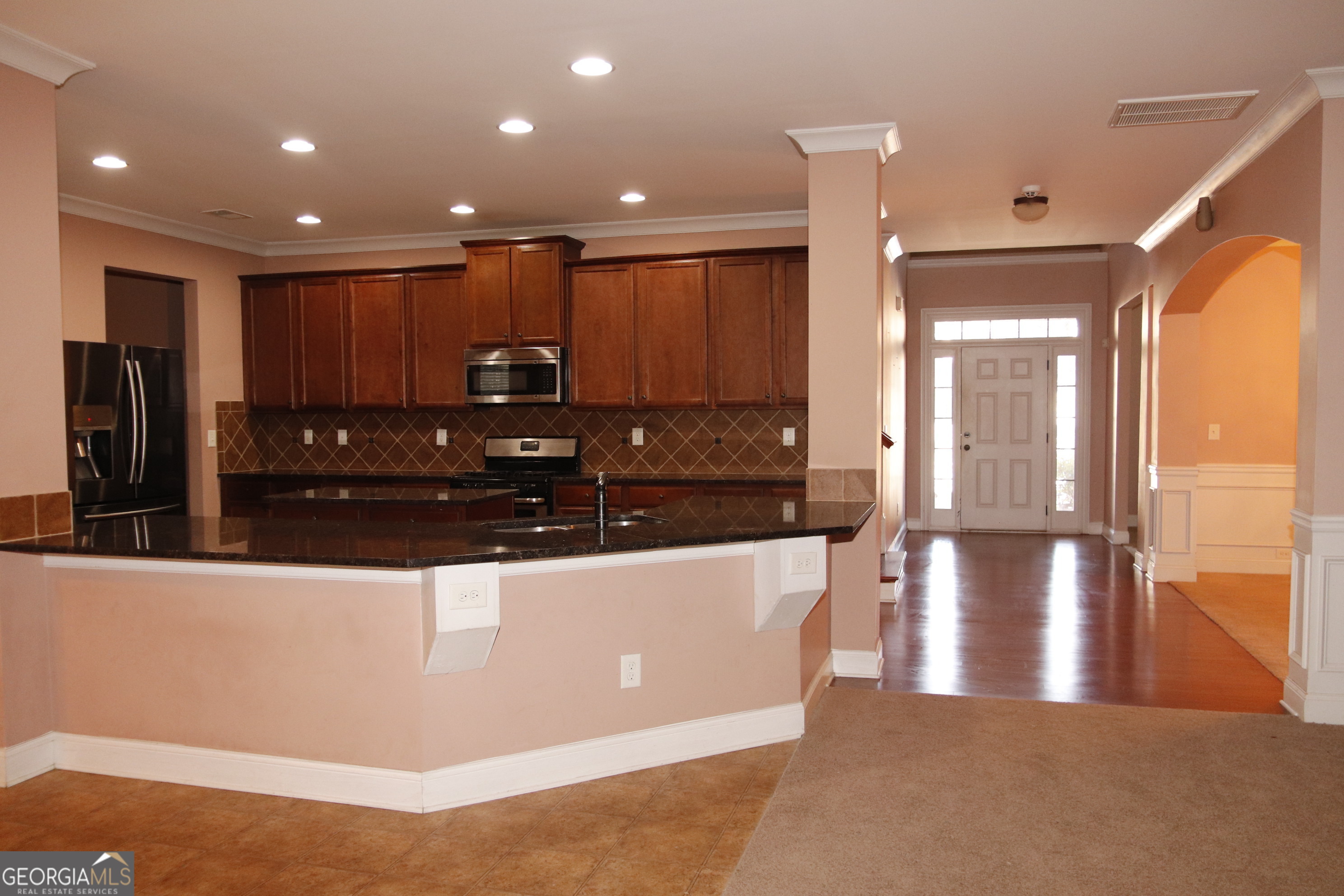 8178 Lochley Drive Property Photo 5