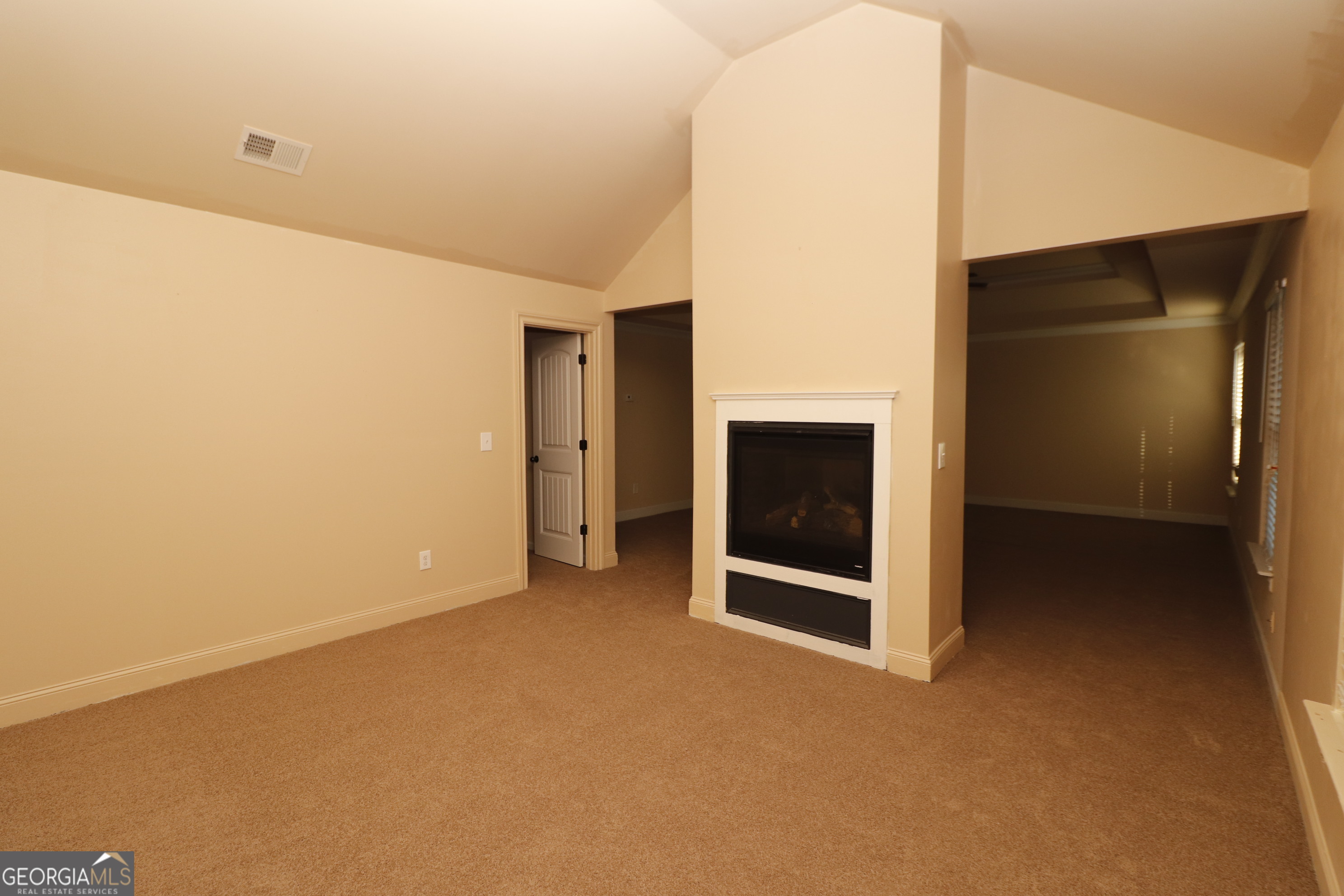 8178 Lochley Drive Property Photo 16